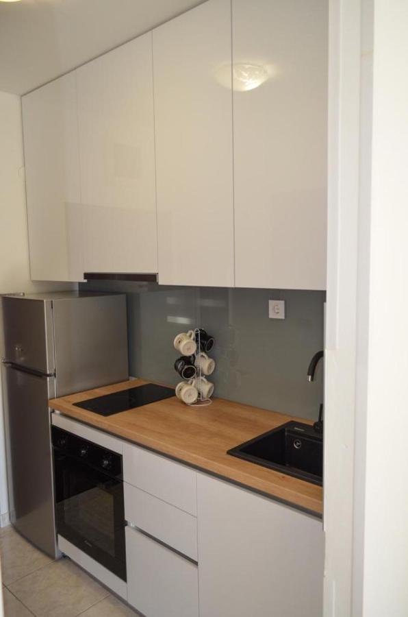 Mihaela Studio Apartmans 150M Near The Beach Kaštela Екстериор снимка
