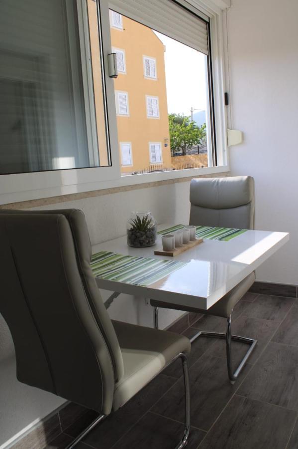 Mihaela Studio Apartmans 150M Near The Beach Kaštela Екстериор снимка